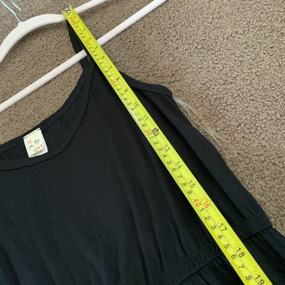 7th Roy size small spaghetti straps pockets & slit with knot at bottom of pants - Picture 6 of 9